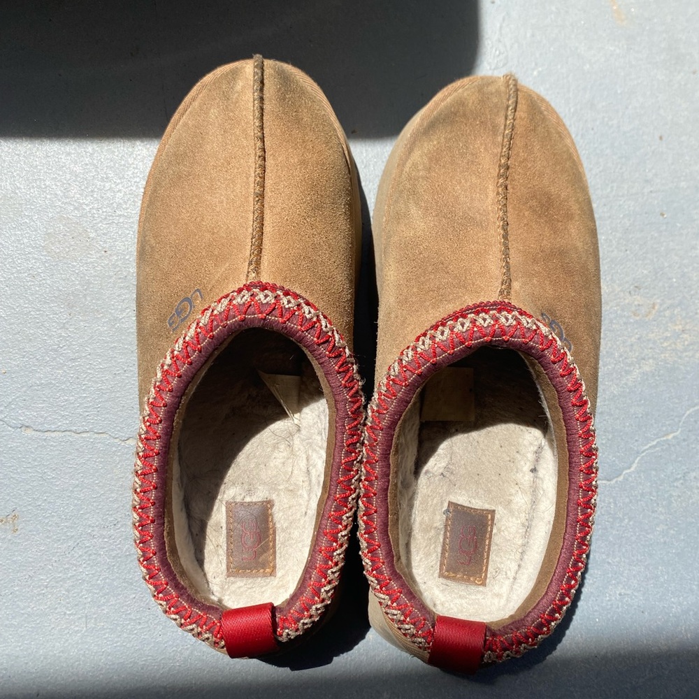 UGG Tan Suede Slippers with Red Accent